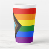SlipperyJoe's Progress Pride-vlag zes klassieke ho Latte Mok (Voorkant)