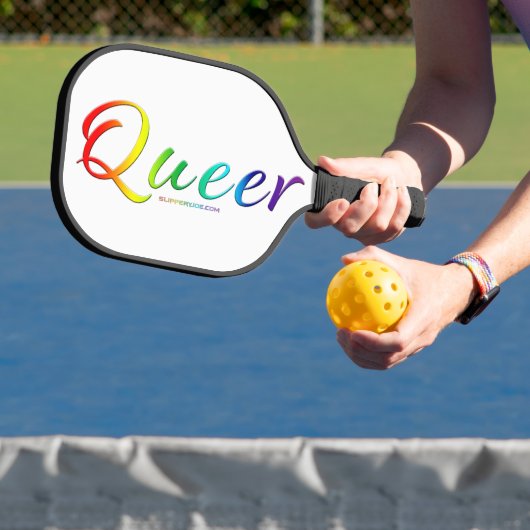 SlipperyJoe's queer pride kleuren woord kleurrijke Pickleball Paddle (Insitu)