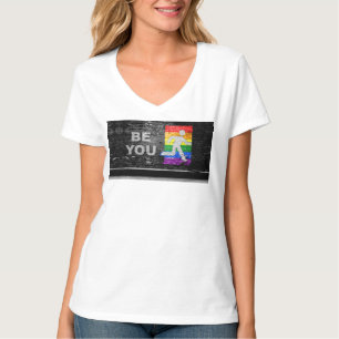 SlipperyJoe's regenboog trots kleurenpaneel stedel T-shirt