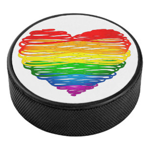 SlipperyJoe's regenboogkleurige hart gekrabbelde w Hockey Puck