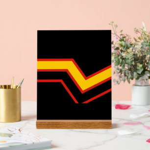 SlipperyJoe's rubber trotsky vlag pijlen chevrons  Acryl Bord