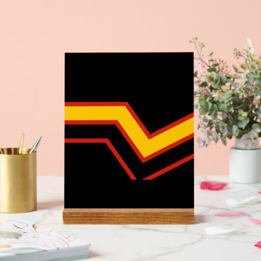 SlipperyJoe's rubber trotsky vlag pijlen chevrons Acryl Bord (Huwelijk)