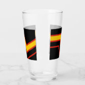 SlipperyJoe's rubber trotsky vlag pijlen chevrons  Glas (Links)