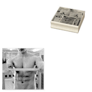 SlipperyJoe's shirtloze gespierde man abs borst sc Rubberstempel