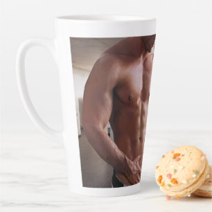 SlipperyJoe's shirtloze gespierde mannelijke torso Latte Mok