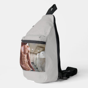 SlipperyJoe's shirtloze gespierde mannen torso six Sling Bag