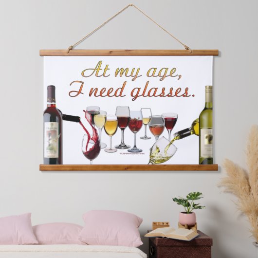 SlipperyJoe's wijnglazen gefermenteerde druiven wi Hangend Wandkleed (Slaapkamer)