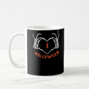 Slogan Halloween. Hartgebaar gemaakt van skelet Koffiemok