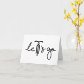 Slogan let's go. Laten we gaan met de fiets teken. Kaart (Gele Bloem)