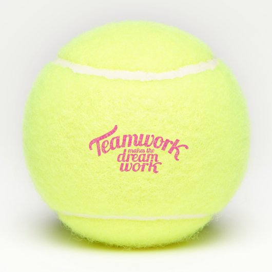 Slogan teamwork maakt de droom roze tennisballen (Achterkant)