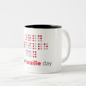Slogan World braille day. Wereld braille dag. Tweekleurige Koffiemok (Voorkant rechts)