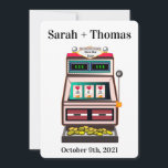 Slot Machine Lucky in Love Save the Date Kaart<br><div class="desc">Je hebt Lucky in Love. Eenvoudig maar leuk,  deze Save the Date-kaarten zijn perfect voor elke casino-gerelateerde of Las Vegas bruiloft! U kunt in uw eigen gebeurtenisdetails,  met inbegrip van de aantallen (datum) op de groefmachine uitgeven. Klik op de blauwe knop rechts van het afbeelding!</div>
