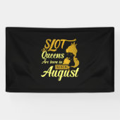 Slot Machine Queen August Birthday Spandoek (Horizontaal)