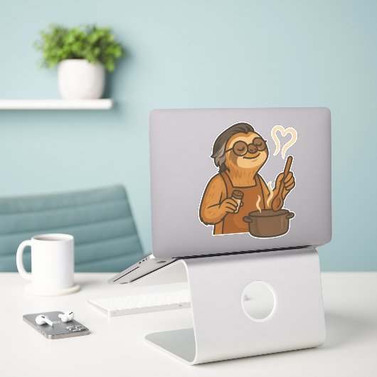 Sloth Cook Sticker (Laptop op bureau)