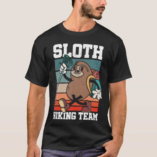 Sloth Hikingeam Wildlife Camping Hiker Mountain vi T-shirt (Voorkant)