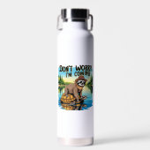 Sloth T-Shirt- Don't Worry I'm Coming Waterfles (Voorkant)