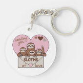 Slothfamilie met envelop, hart en tekst sleutelhanger (Achterkant)