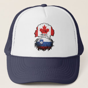 Sloveense Canadese vlag over bomen in Canada Trucker Pet