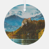 Sloveense klif kijkt uit op Bled Castle. Glas Ornament (Achterkant)