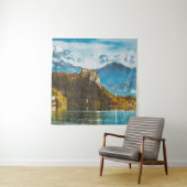 Sloveense klif kijkt uit op Bled Castle. Wandkleed (In situ)