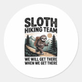 Slow and Steady Sloth Hiking Team Ronde Sticker (Voorkant)
