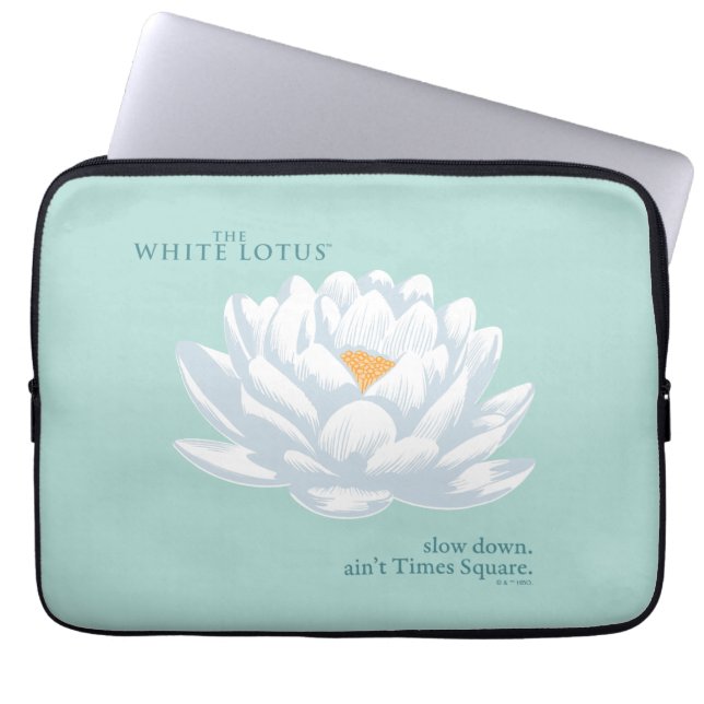 Slow Down, Ain't Times Square - De Witte Lotus Laptop Sleeve (Voorkant)