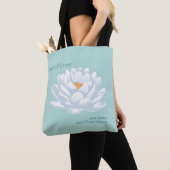 Slow Down, Ain't Times Square - De Witte Lotus Tote Bag (Dichtbij)