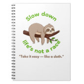 Slow Down – traag grafisch T-shirt en cadeau Notitieboek (Voorkant)