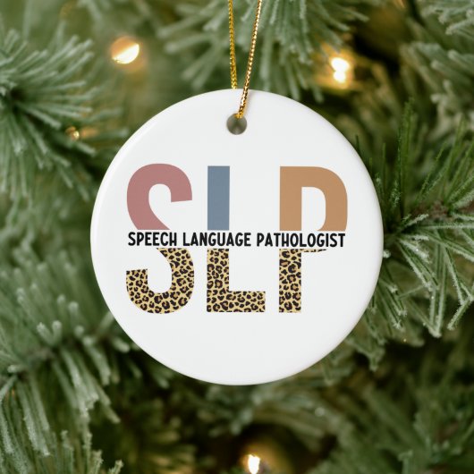 SLP Speech Patholoog Leopard Print Typografie Keramisch Ornament (Boom)