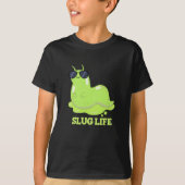Slug Life Funny Green Slug Pun Dark BG T-shirt (Voorkant)