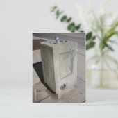 sluggo komt uit de sluibernatie briefkaart (Staand voorkant)