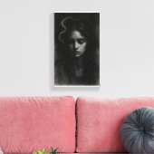 Sluier van Stilte - Dark Charcoal Portrait Canvas Afdruk (Insitu (Woonkamer))