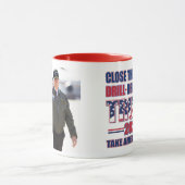 Sluit de grens Trump 2024 Mok (Midden)