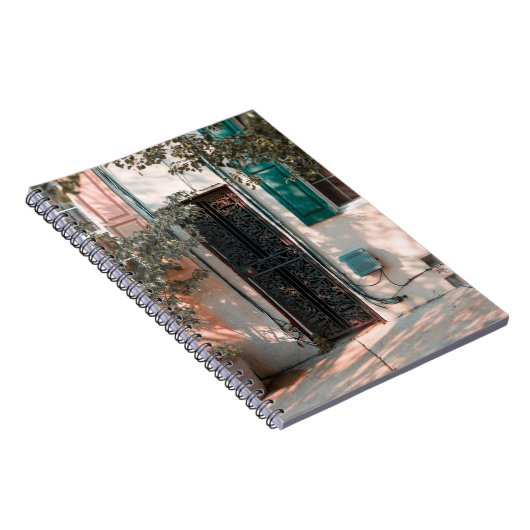 SLUIT DE GROENE WROUGHT IRON SECRIRITY DEUR NOTITIEBOEK (Rechterzijde)