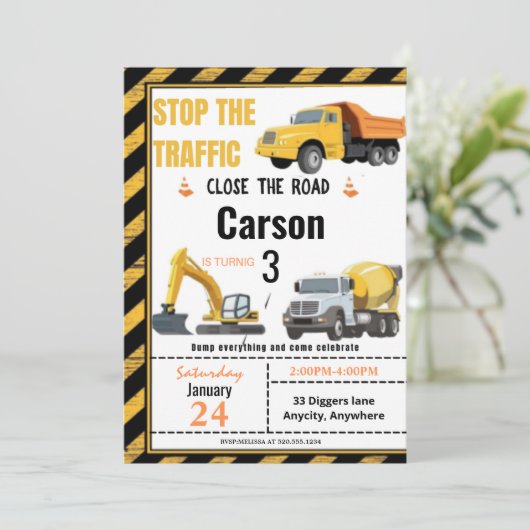 Sluit de Road Different Birthday Invitation Kaart (Staand voorkant)