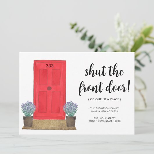 Sluit de voordeur in beweging aankondiging (Staand voorkant)