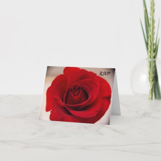 Sluit omhoog Rood toenam RSVP (Voorkant)