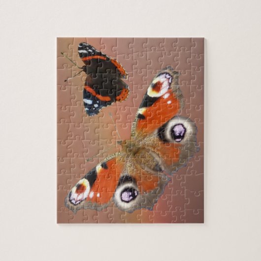 Sluit Puzzle af: Peacock en Atalanta Butterfly Legpuzzel (Verticaal)