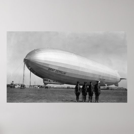 Sluiten Graf Zeppelin Blimp Uitzicht Poster (Voorkant)