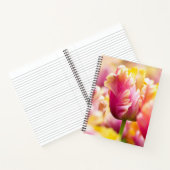 Sluiten Tulips Notitieboek (Binnen)