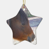 Sluiten van bruin paard, Little Brown Pony Keramisch Ornament (Links)