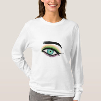 Sluiten van een groen oog t-shirt