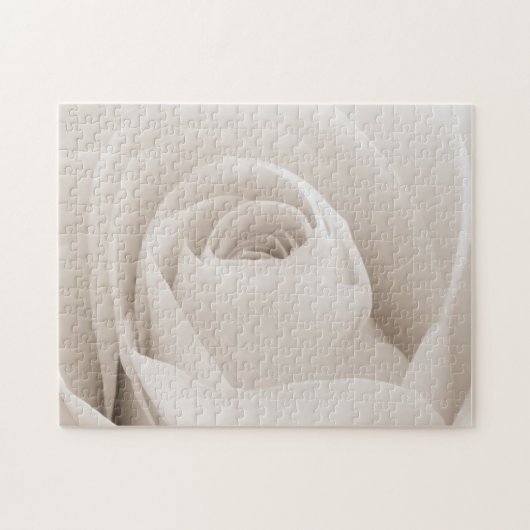 Sluiten van White Rose Petals Legpuzzel (Horizontaal)