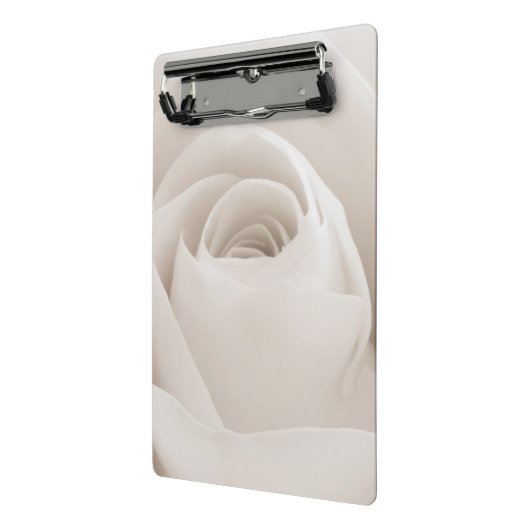 Sluiten van White Rose Petals Mini Klembord (Angled2)