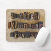 Sluiting van alfabet op letterdruk 2 muismat (Met muis)