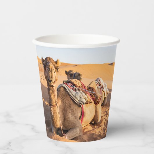 Sluiting van Camel in de woestijn van Oman Papieren Bekers (Voorkant)
