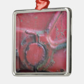 Sluiting van de roodroodroedel metalen ornament (Links)