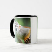 Sluiting van een Common Squirrel Monkey Mok (Voorkant links)