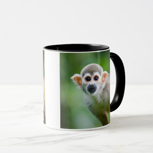 Sluiting van een Common Squirrel Monkey Mok (Voorkant rechts)