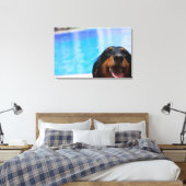 Sluiting van een Dachshund-hond Canvas Afdruk (Insitu (Slaapkamer))